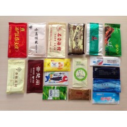 供應濕巾枕式包裝機，壓縮面膜巾包裝機，單片濕紙巾自動包裝機