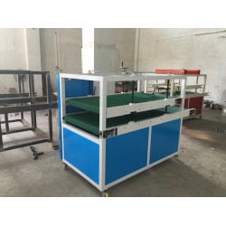 深圳萬(wàn)信高精度壓棉機(jī)，海綿壓棉機(jī)，EPE壓棉機(jī)。