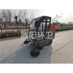 為什么選擇電動掃地車？