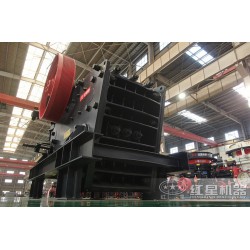 大型細(xì)顎破碎機(jī)多少錢？型號有哪些YD29